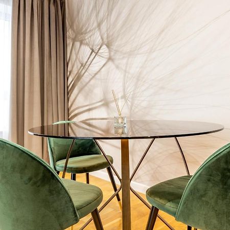 Luxuria Toff Dominium Apartments Бухарест Екстер'єр фото